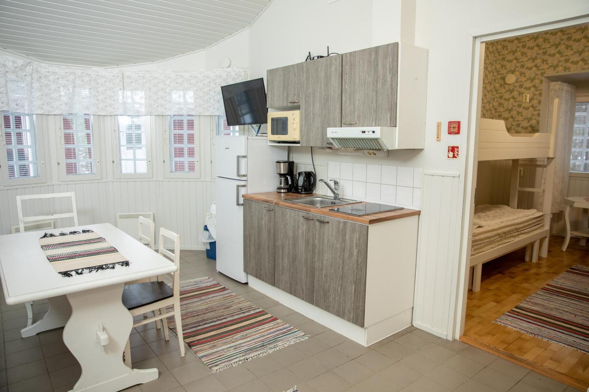 Nuorisokeskus Villa Elba 科科拉 外观 照片
